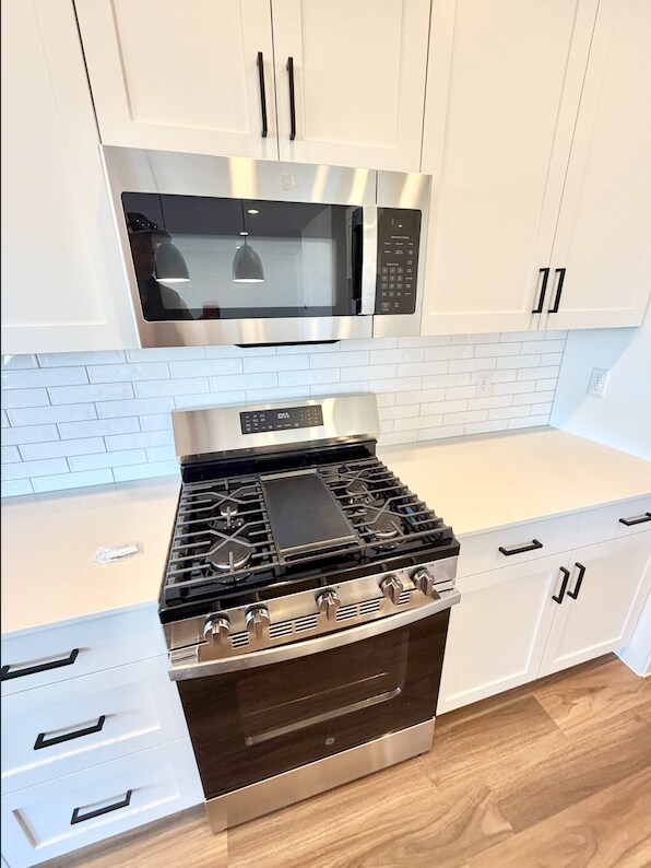 Building Photo - 4135 El Capitan Wy