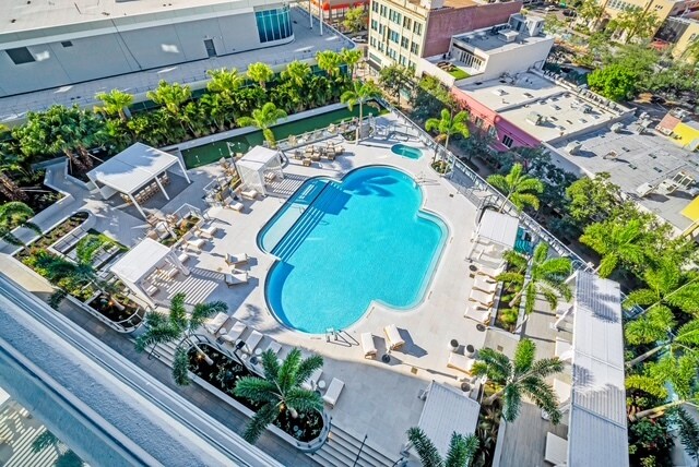 Building Photo - 400 Central Ave