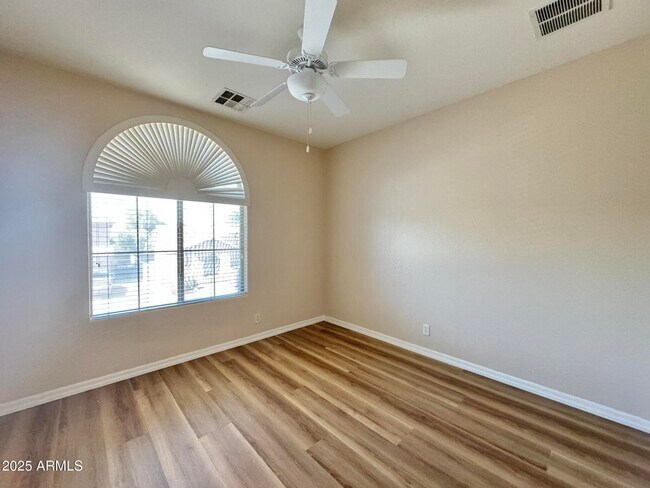 Building Photo - 2671 S Dragoon Dr
