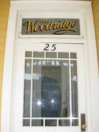Building Photo - 25 Woodlawn Ave