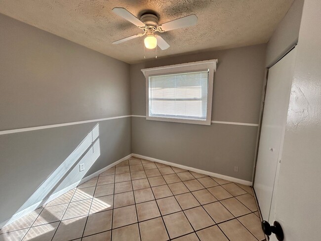 Building Photo - 4/2 Westside Home on Corner Lot with Fence...