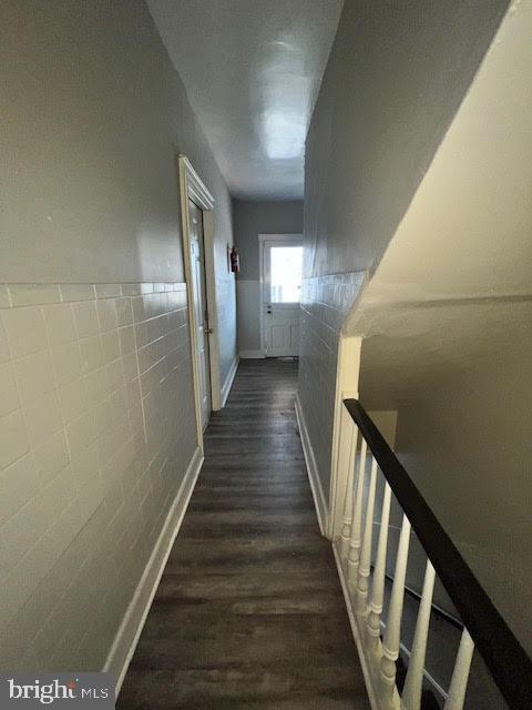 Building Photo - 129 W Miner St