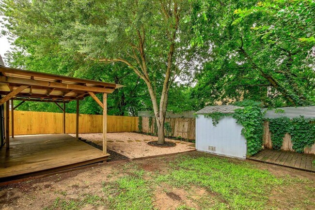 Building Photo - 8412 Fall Meadow Ln