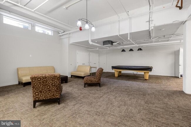 Building Photo - 1900 Hamilton St