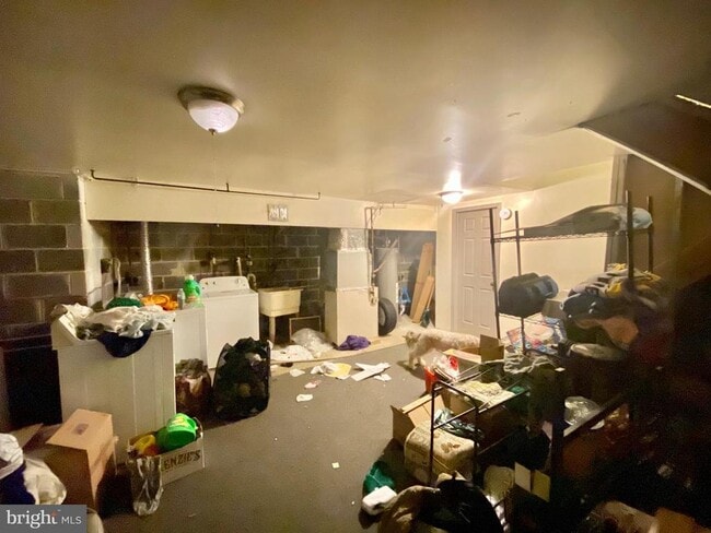 Building Photo - 2104 N 11th St