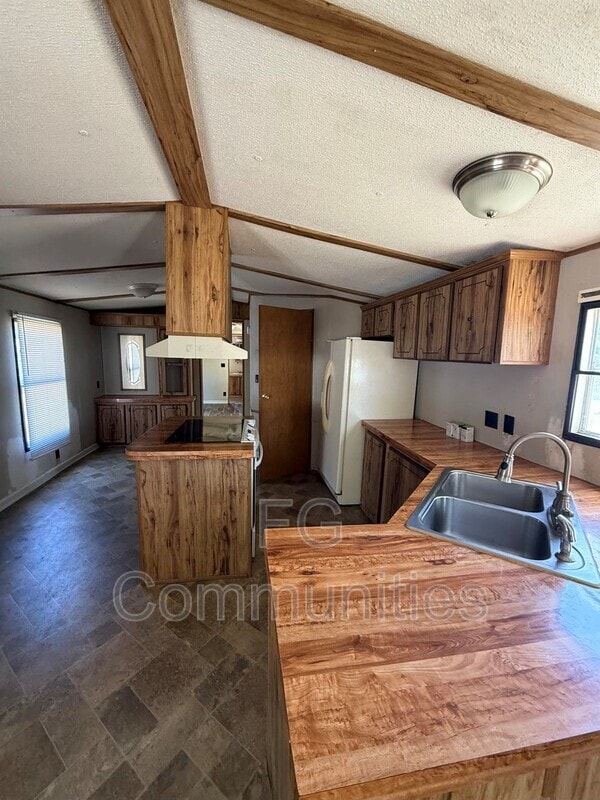 Building Photo - 3608 Shady Acres Ln