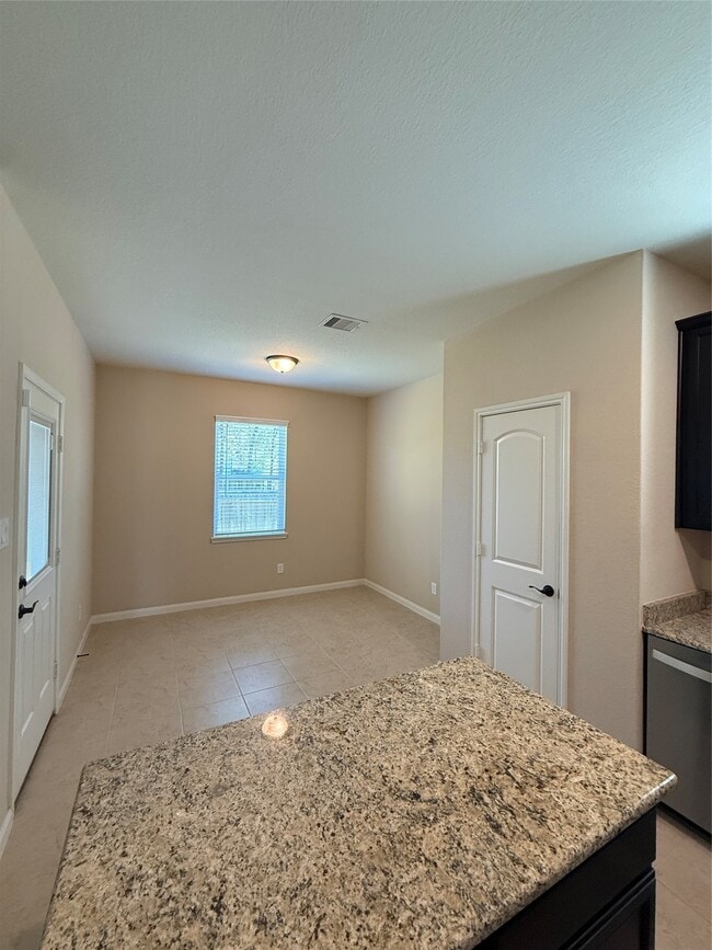 Building Photo - 8985 Oval Glass St