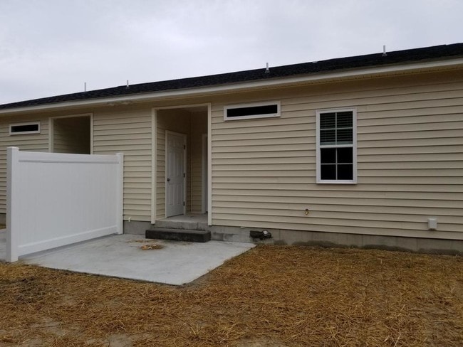 Building Photo - 2305 Brookville Dr