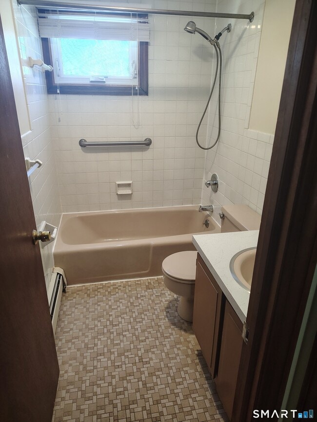 Building Photo - 56 Mozart St