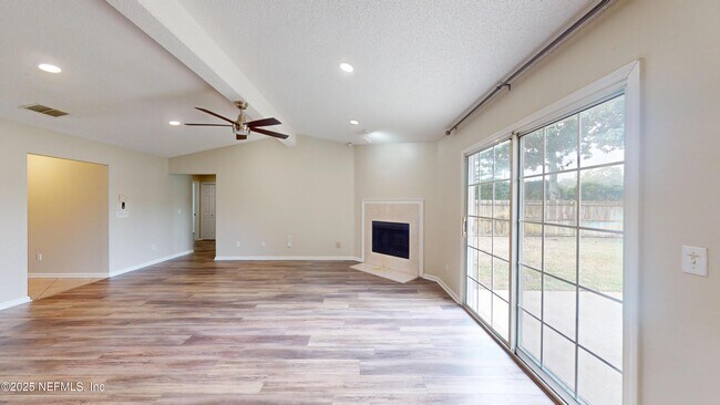 Building Photo - 4578 Blue Stream Ln N