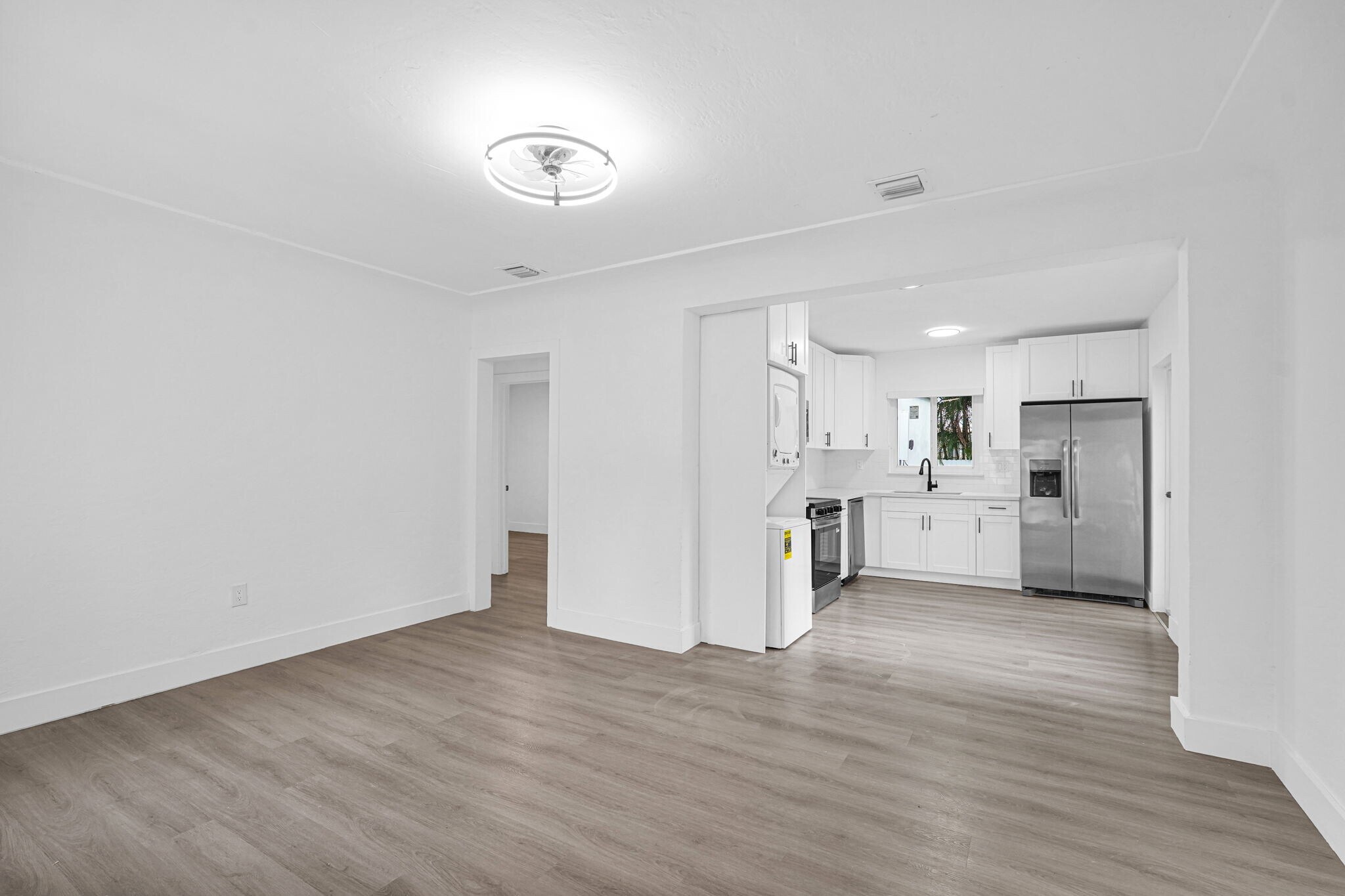 Building Photo - 250 NW 45th St