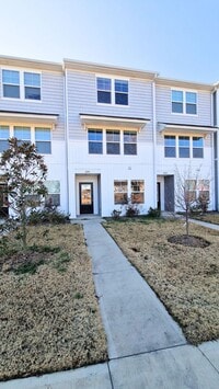 Building Photo - COMING SOON! 3BR Townhome • Brand-New Build • Garage Parking