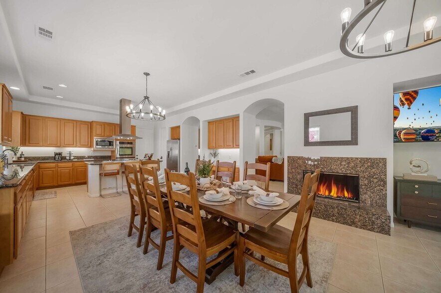 Building Photo - 52345 Shining Star Ln