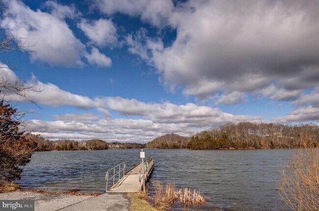 Building Photo - 157 Leather Flower Dr