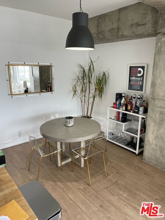 Building Photo - 1155 N La Cienega Blvd