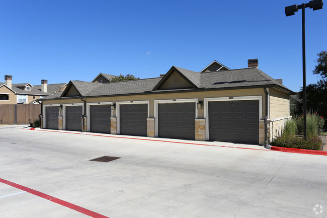 Garage - Alvista Round Rock