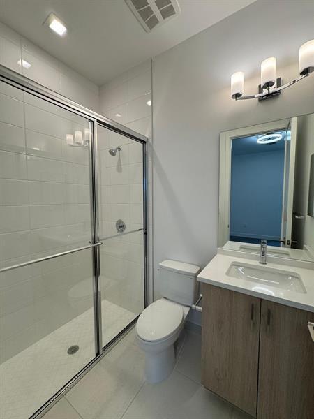 Building Photo - 9421 Tulip Leaf Ct