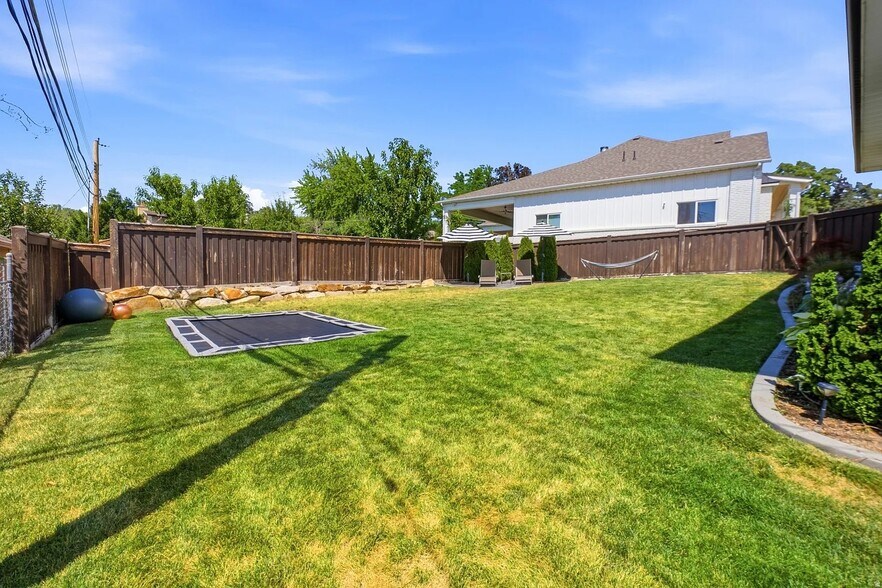 Building Photo - 3594 S Flynn Cir