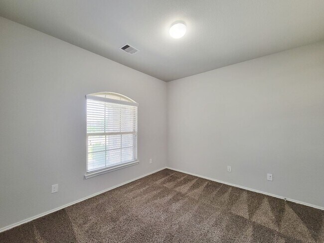 Building Photo - 5515 Peralta Mills Way