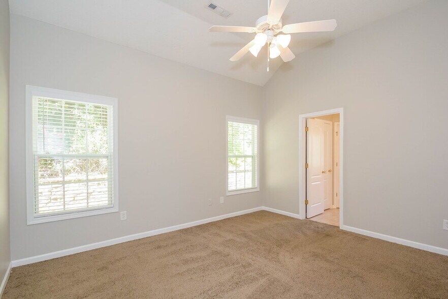 Building Photo - 23 Harper's Farm Dr
