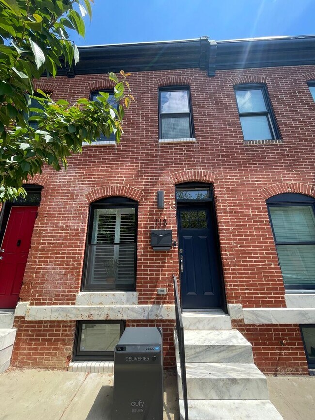 Building Photo - Recently Renovated 3 Bed / 3.5 Bath Luxury Home Near Patterson Park with Parking!