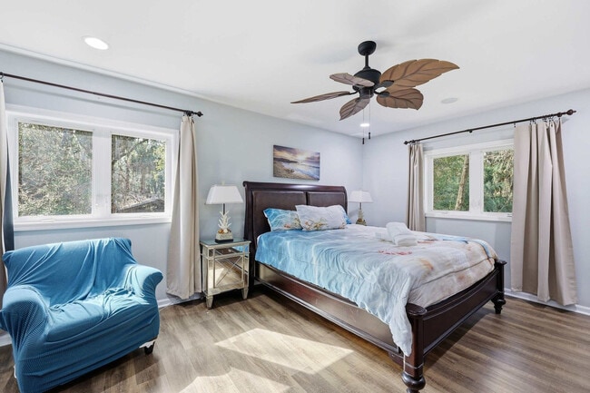 Building Photo - 6 Ibis St