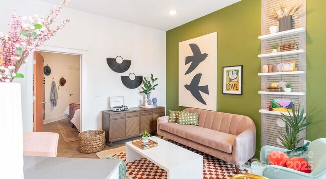 Building Photo - 650 E Brooklyn Vlg Ave