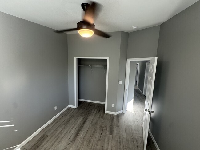 Building Photo - 1821 TN-120