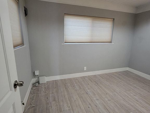 Building Photo - Clean, remodeled unfurnished home for rent...