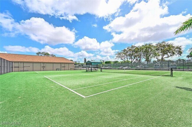 Building Photo - 83 Glades Blvd