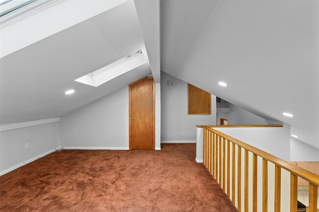 Building Photo - 934 Lester Rd