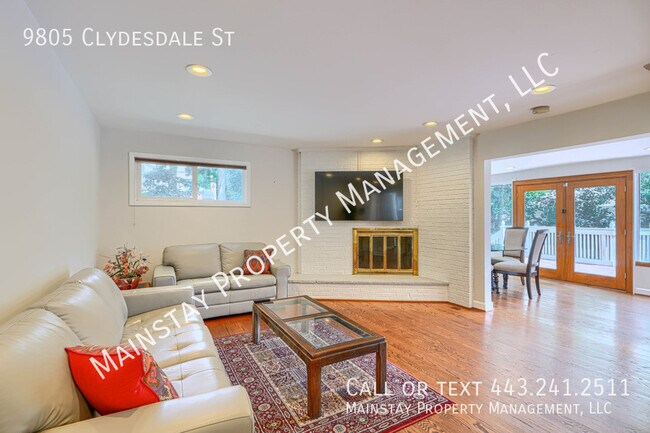 Building Photo - 9805 Clydesdale St
