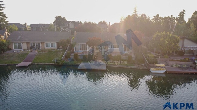 Building Photo - 4134 Fort Donelson Dr