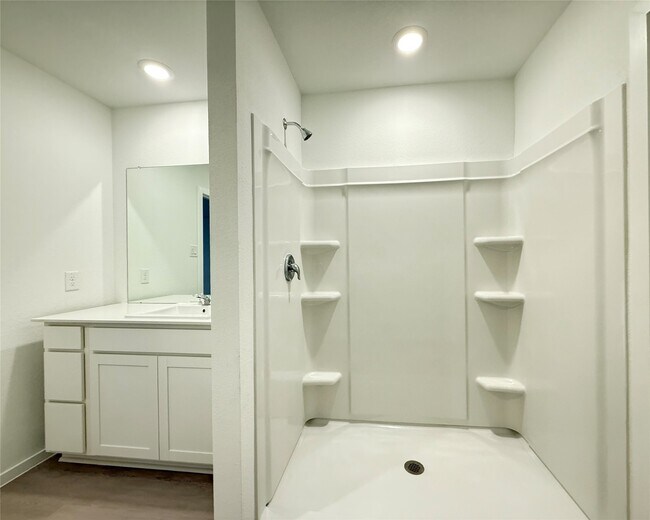 Building Photo - 29030 Grazing Plns Ln