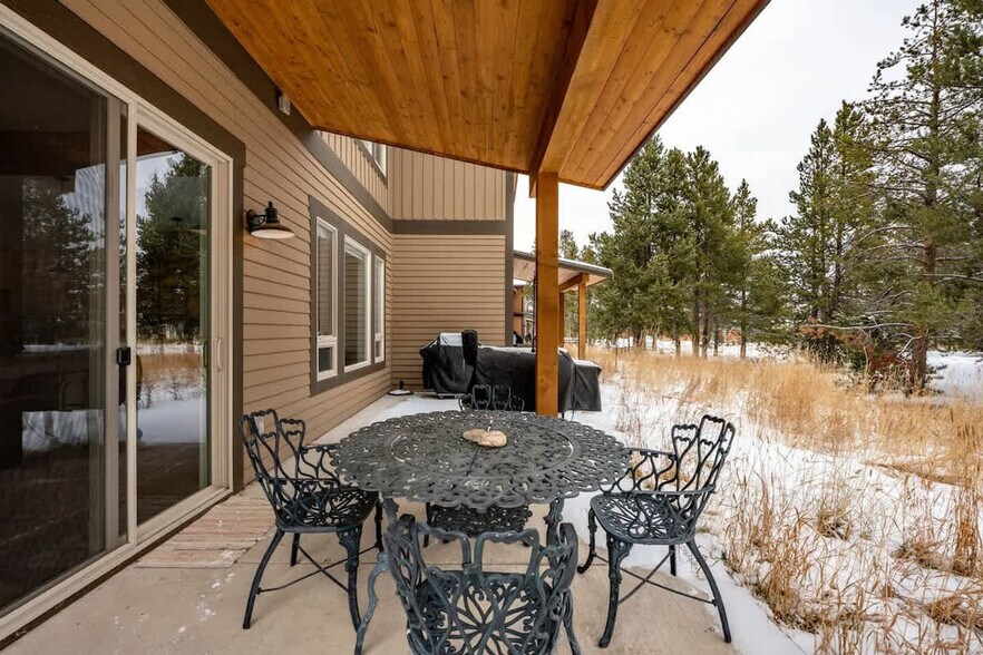 Building Photo - 312 Mountain Willow Dr