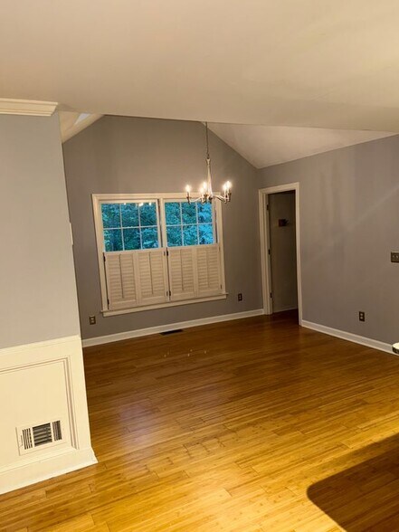 Building Photo - 4650 Kousa Ln