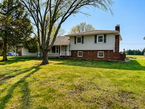 Building Photo - 6239 SW Wanamaker Rd