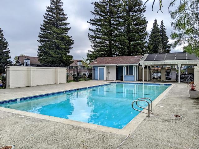 Building Photo - 2 bedroom in Hercules CA 94547