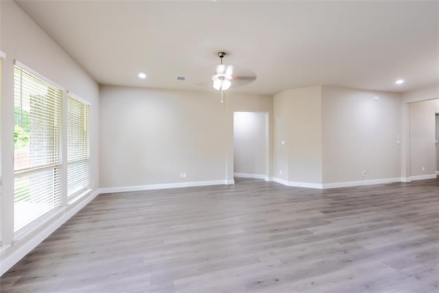 Building Photo - 3452 Hidden Holw Dr