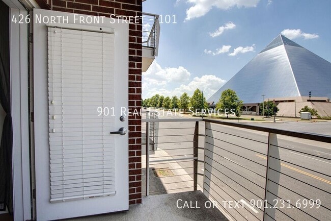 Building Photo - 426 N Front St