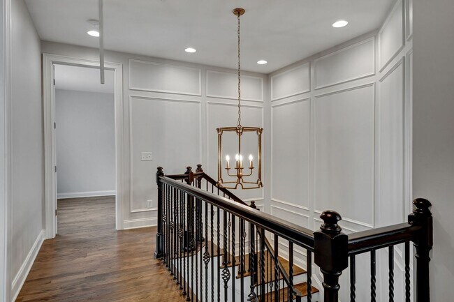 Building Photo - 102 Fitzgerald St