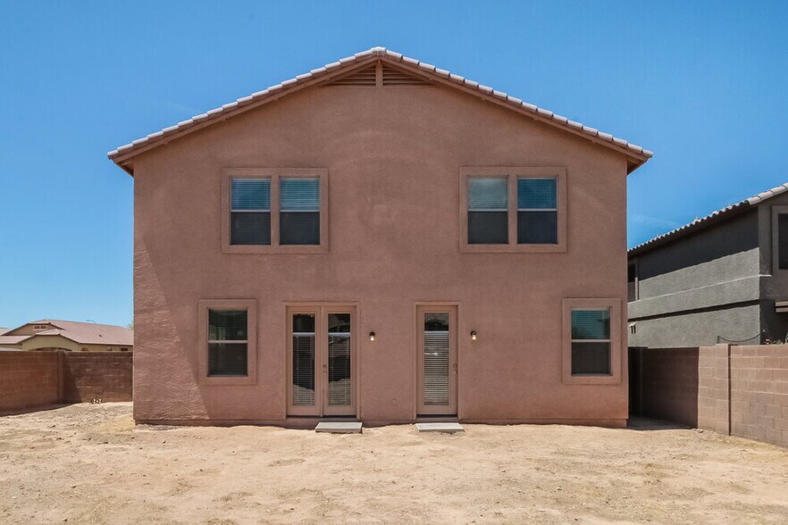 Building Photo - 6833 S 30th Ln