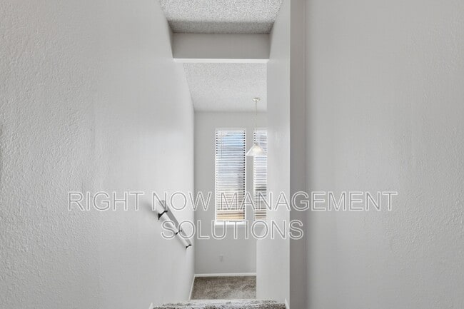 Building Photo - 1510 Storey St