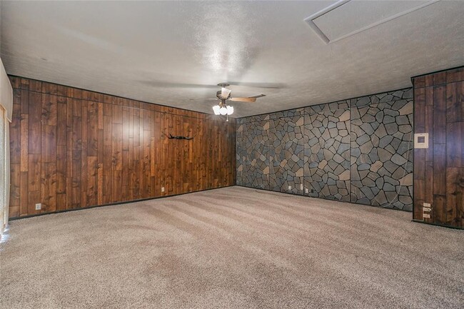 Building Photo - 4341 Kolloch Dr