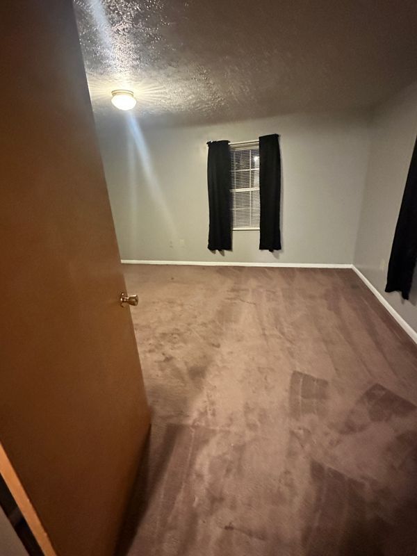 Building Photo - 5854 Hayes Rd