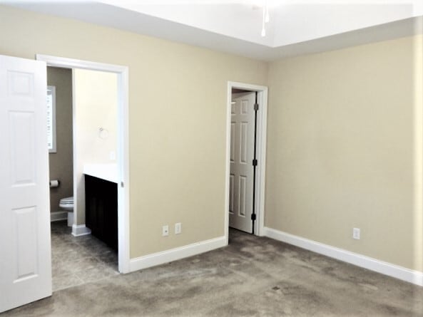Building Photo - 2904 John Cabot Dr