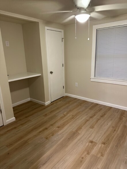 Building Photo - 4306 Earl Blvd