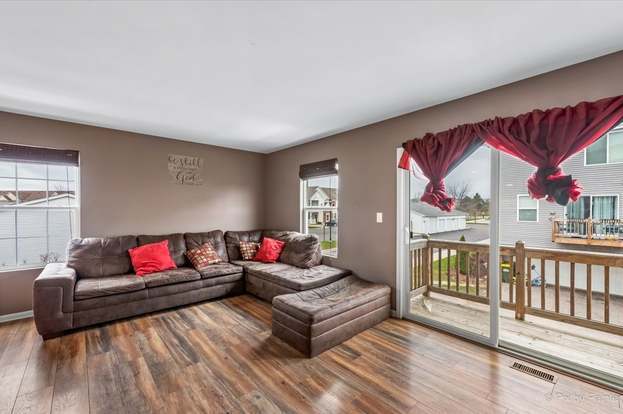 Building Photo - 2270 Aurora Dr