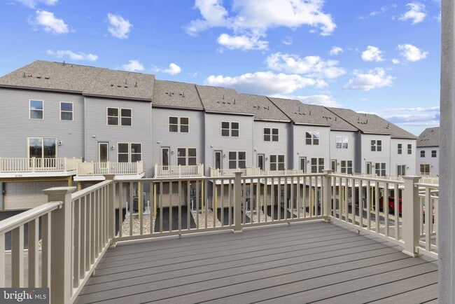 Building Photo - 8875 Curie St