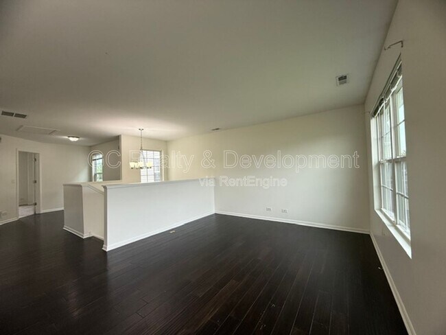 Building Photo - 1016 Turin Dr